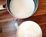 A picture of step 5 of Green & white panna cotta.