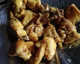 Foto langkah ke 1 dari resep Ayam Kecap Bawang Bombay.