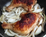 Foto del paso 1 de la receta: Cuarto de pollo asado en sartén