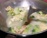 A picture of step 2 of Broccoli And Salmon With Eggs.