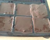 A picture of step 3 of Stuffed chocolates.