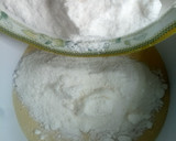 A picture of step 3 of Dates ice cream.