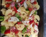 Foto del paso 1 de la receta: Pescado al ajo y orégano en cama de patatas con sorpresa