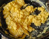 Foto del paso 1 de la receta: Huevos tirados
