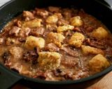 Foto del paso 11 de la receta: Mar y montaña de costillas de cerdo, rape y setas