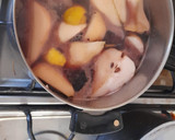 Foto del paso 3 de la receta: Peras al vino Licoroso (no es mistela, ni marsala, ni Jerez)