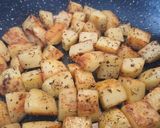 Une image de l'étape 2 de Pommes de terre sautées sauce grecque version 5max.