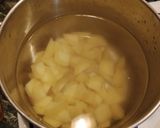 Foto del passaggio 2 della ricetta Ziti spezzati alla crema d'orto e pancetta tesa