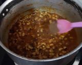 A picture of step 8 of Spicy beans.