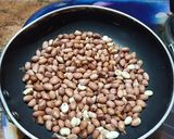 A picture of step 1 of Peanut Chocolate Chikki.