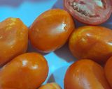 A picture of step 1 of Tomatoes paste.