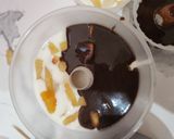 Foto langkah ke 2 dari resep Puding Buah Lapis Coklat.