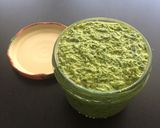 Une image de l'étape 1 de Pâtes au pesto à l'ail des ours.