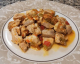 Foto del paso 4 de la receta: Contramuslos de pollo con pimientos rojos y verdes