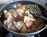 A picture of step 1 of Jaipuri chicken.