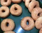 Foto langkah ke 5 dari resep Donat lembut dan empuk tanpa Kentang.