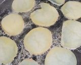 A picture of step 3 of Easy Potatoes.