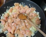 Zöldséges curry-s csirke rizzsel recept fázis 2 fotója