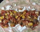 A picture of step 8 of Healthy pizza wrap.
