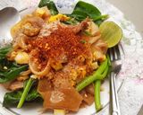 รูปขั้นตอนการทำที่ 10 ของ ผัดซีอิ๊วหมูเส้นใหญ่ใส่เต้าหู้เหลือง