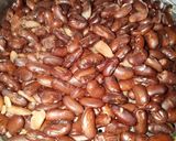 A picture of step 1 of Dal makhani.