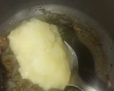 A picture of step 2 of Aloo Baigan ki tahiri.