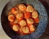 Foto del paso 4 de la receta: Albóndigas en salsa de tomates 🍅