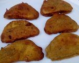 A picture of step 14 of Spicy Yam Pakora.