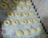 Foto langkah ke 5 dari resep Donat empuk ndut.