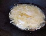 A picture of step 2 of Tali hui Piyaz.
