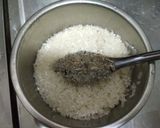 加了小魚乾粉的白飯的食譜步驟1照片