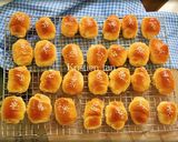 Foto langkah ke 8 dari resep Roti Unyil Keju Favorit Papa+anak2 ( Mini Cheesy roll bun) .