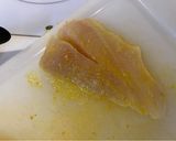 Foto del passaggio 3 della ricetta Filetti di San pietro gratinati al forno