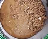 A picture of step 4 of Streusel coffee cake.