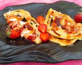 A picture of step 5 of Strawberry spring pancakes.