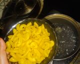 Foto langkah ke 1 dari resep Mac N Cheese Chiki Balls.