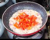A picture of step 2 of Egg shakshuka.