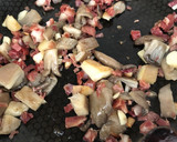 Foto del paso 3 de la receta: Salteado de espinacas con setas ostra y jamón