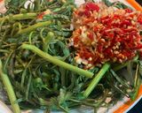 รูปขั้นตอนการทำที่ 3 ของ หมี่กระเฉด กุ้งสด
