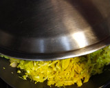 A picture of step 4 of Cabbage curry.