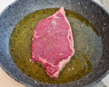 Foto del paso 2 de la receta: Entrecot de ternera con pimientos del padrón