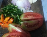 Foto langkah ke 2 dari resep 1040. Tumis Cumi Asin Cabe Ijo Pete.