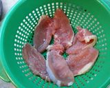 Foto del paso 1 de la receta: Lomo de cerdo con tomate y champiñones