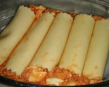 Foto del paso 5 de la receta: Canelones de atún, huevo duro y piñones