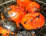 A picture of step 1 of Roasted tomato chutney.