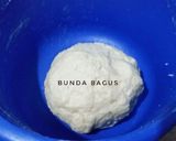 Foto langkah ke 1 dari resep Eggless Bread.