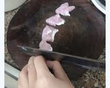Hình bước làm 1 của món Lòng xào dưa chua