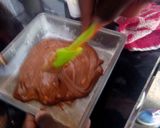 A picture of step 6 of Chocolate chip marble cake.