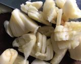 Hình bước làm 2 của món Canh cà tím nấu đậu