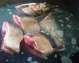 薑絲鱒魚湯的食譜步驟1照片